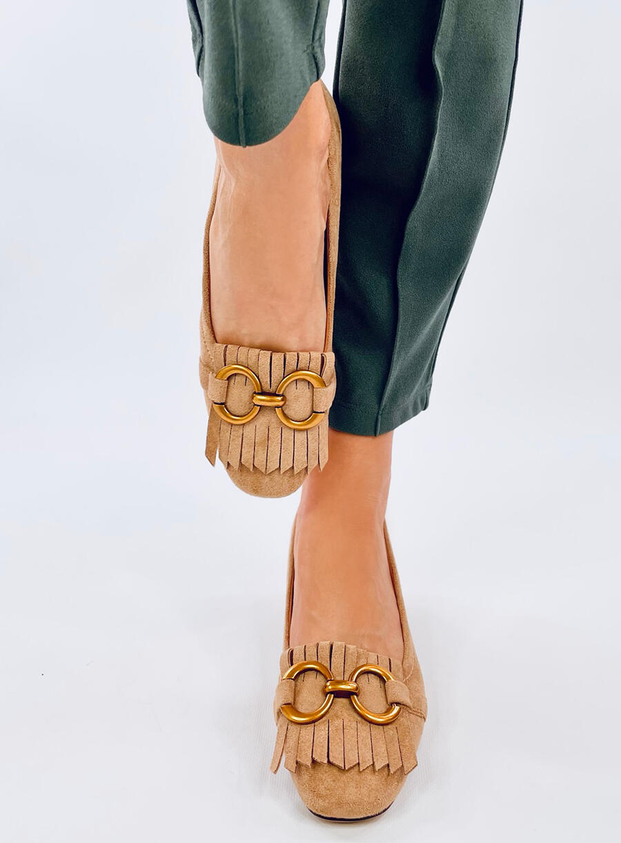 Ladies court shoes Size 7.5, Ladies court shoes Size 8.5, Ladies court shoes Size 9.5, Ladies court shoes Size 10.5