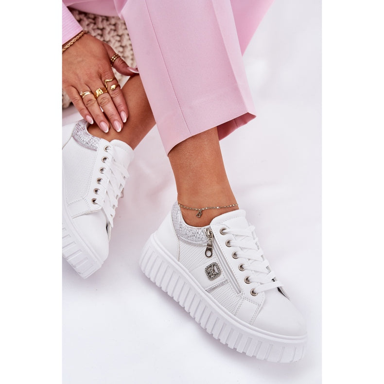 Ladies trainers size 40