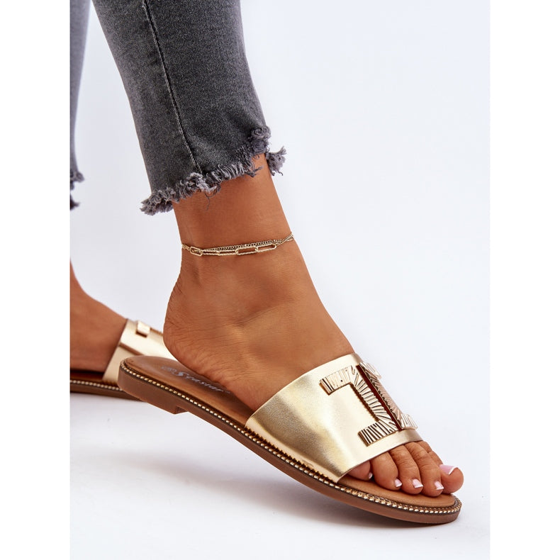 Woman Gold Flat Sandals with Chic Gold Decoration