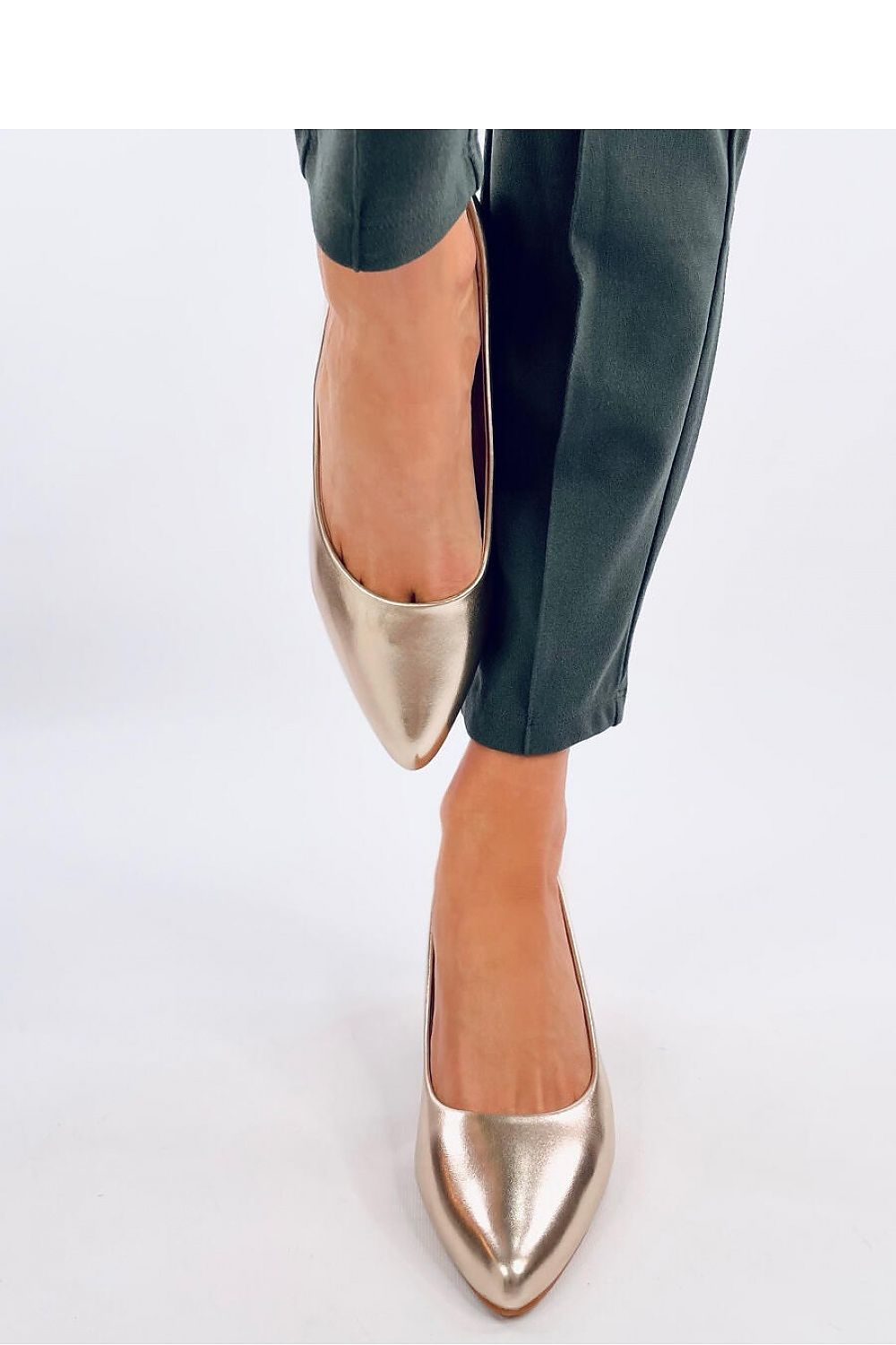 Ladies court shoes size 6, ladies court shoes low heel, black court heels, woman low & high court shoes, Gold Block Heels