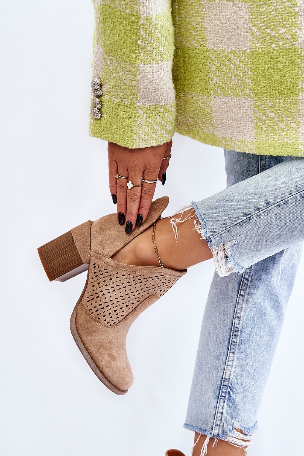 Woman’s Ankle Boots,  Woman Biker Boots,  Woman Combat Boots,  Woman shoes,  Woman Low Heel Boots,    Woman Mid-Calf Boots,  Biker Boots,   Woman Booties,    Woman Lace-up Combats,    Casual Zip Shoes,    Woman boots Size 6,   Woman Boots Size 5,  Woman Boots Size 7,   Woman Heeled Boots, Boots Block Heels,  Boots High Heels,  Ladies Boots High Heels,   Woman Fashion Boots,   Ladies Ankle Boots,   Ladies Boots 6 UK,  Ladies Boots 5, Ladies Boots 7