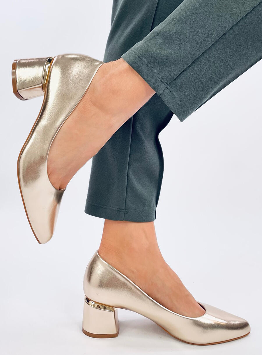 Woman court shoes Size 7.5, Woman court shoes Size 8.5, Woman court shoes Size 9.5, Woman court shoes Size 10.5, Woman Gold Shoes