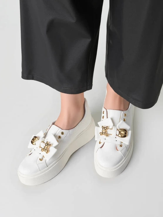 White trainers,  White shoes, White shoes for woman, Casual shoes for woman