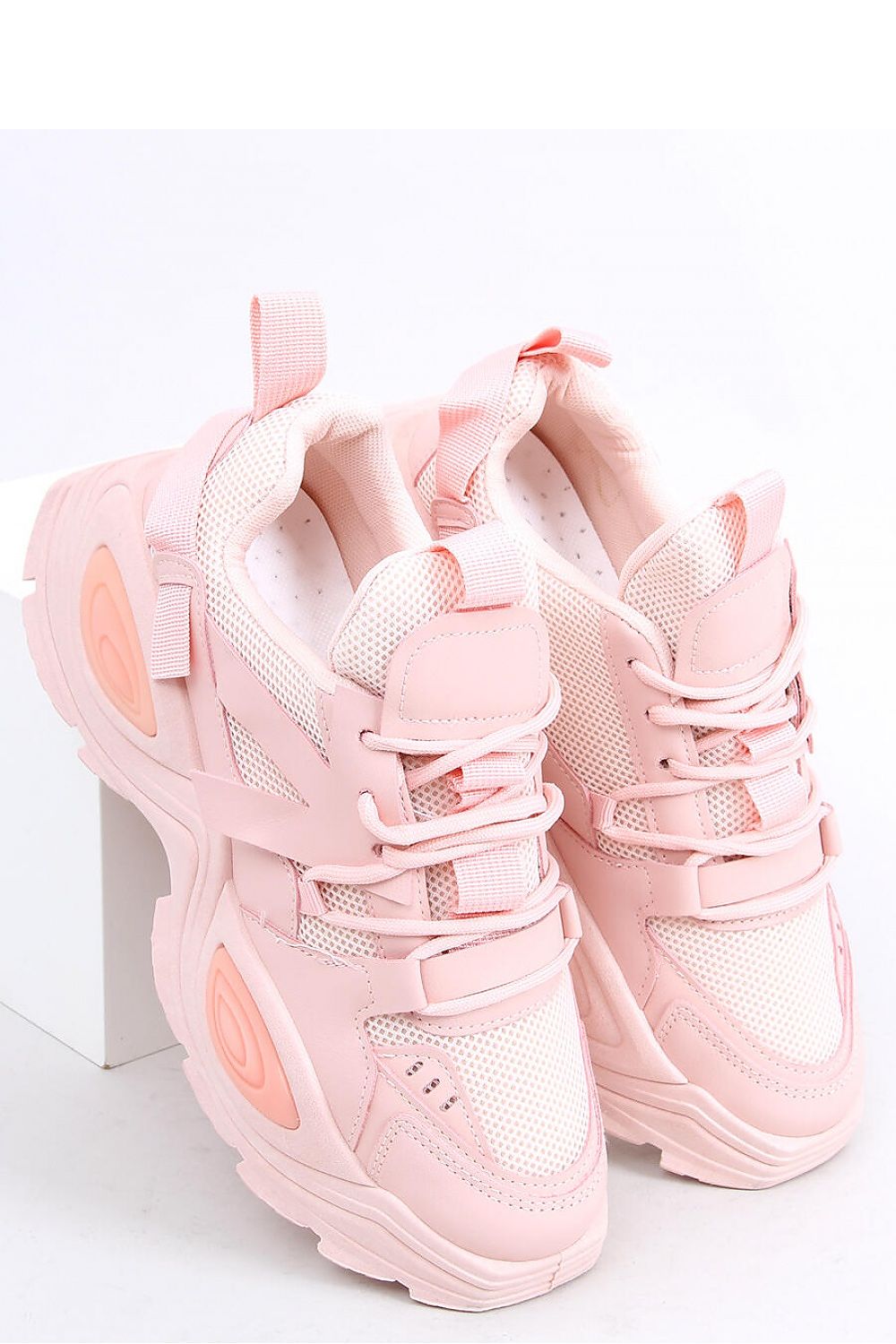 Women's pink trainers lace-up sports shoes