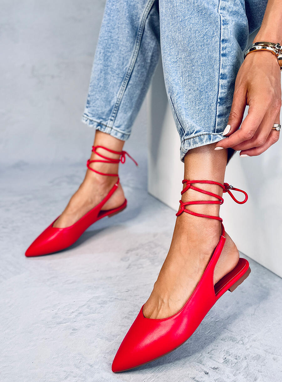 Woman Red Ballerina Shoes with Open Heel