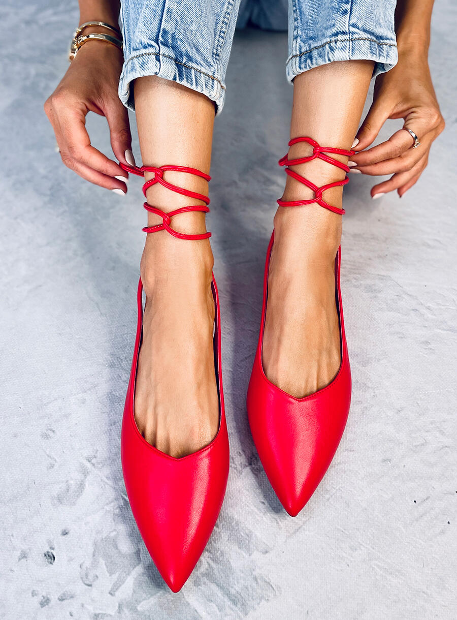 Woman Red Ballerina Shoes with Open Heel